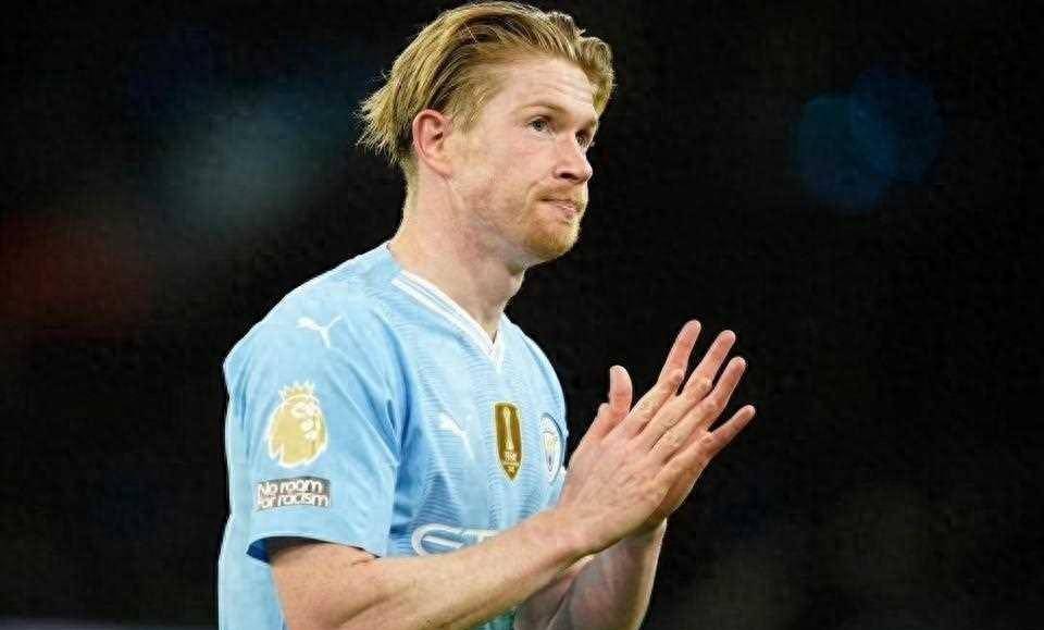 九游游戏平台入口关于德布劳内重返赛场，比赛局势复杂首场状态出色，雄鹿观众沸腾！观众掌声雷动的信息